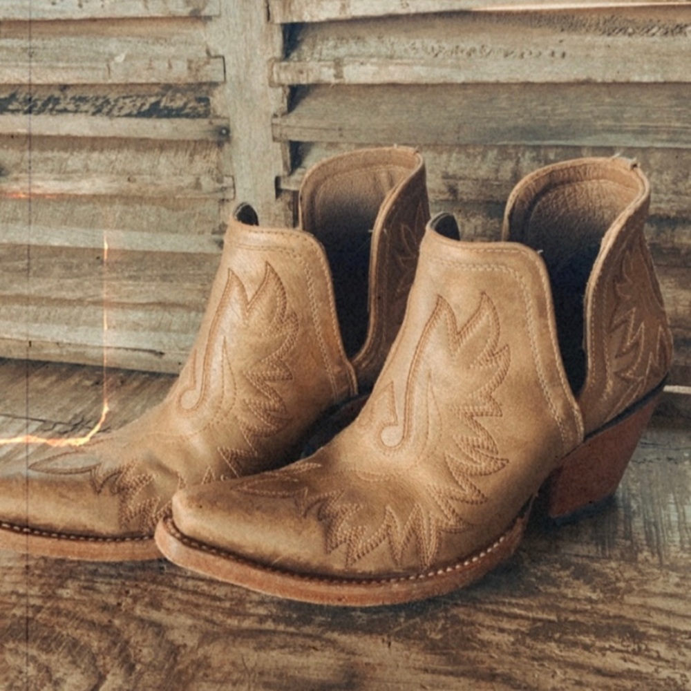 Gold Ariat Dixon booties